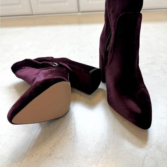 Steve Madden Jaque Burgundy Velvet Ankle Boots size 6 - Picture 2 of 4